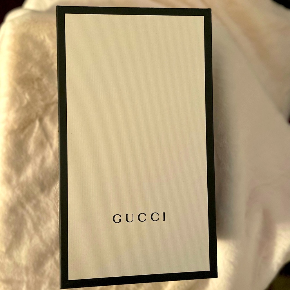 Gucci shoebox